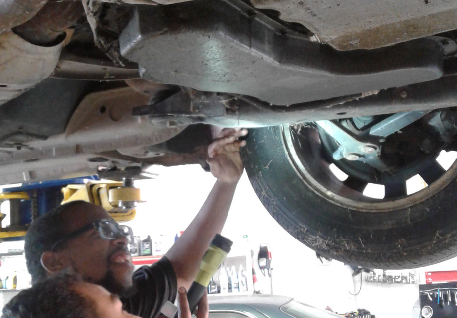 Vehicle repair work in the shop